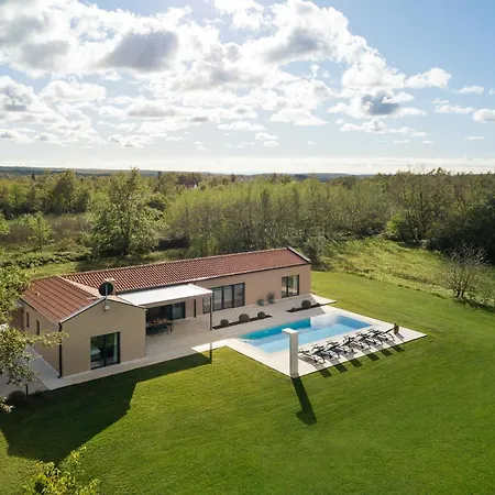 Vesna - Premium Collection Villa *