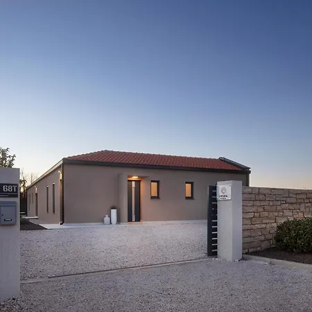 Vesna - Premium Collection Sveti Petar u Sumi